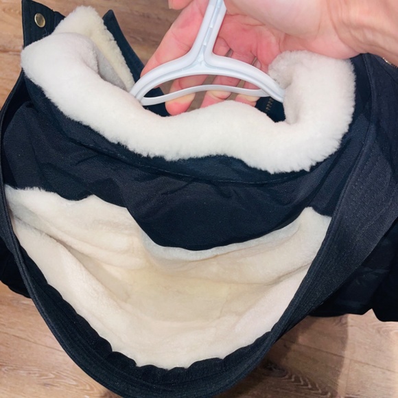 Auth limited edition Mooseknuckle parka Women M - Picture 8 of 10